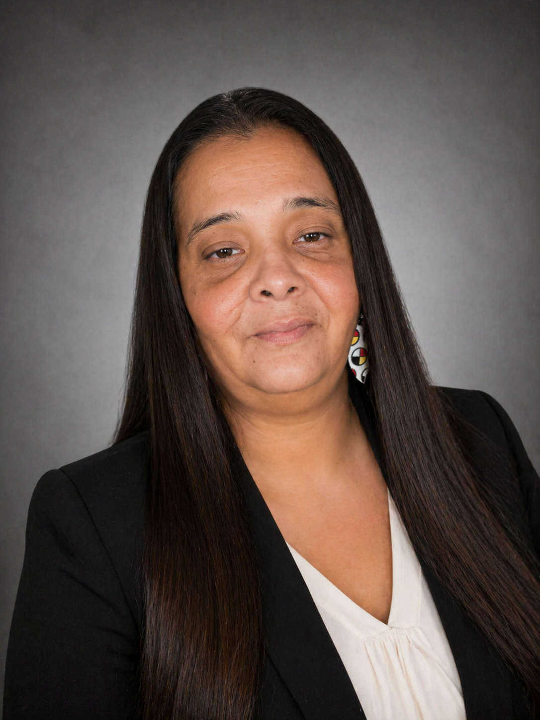 Sheena Lowery, Extender