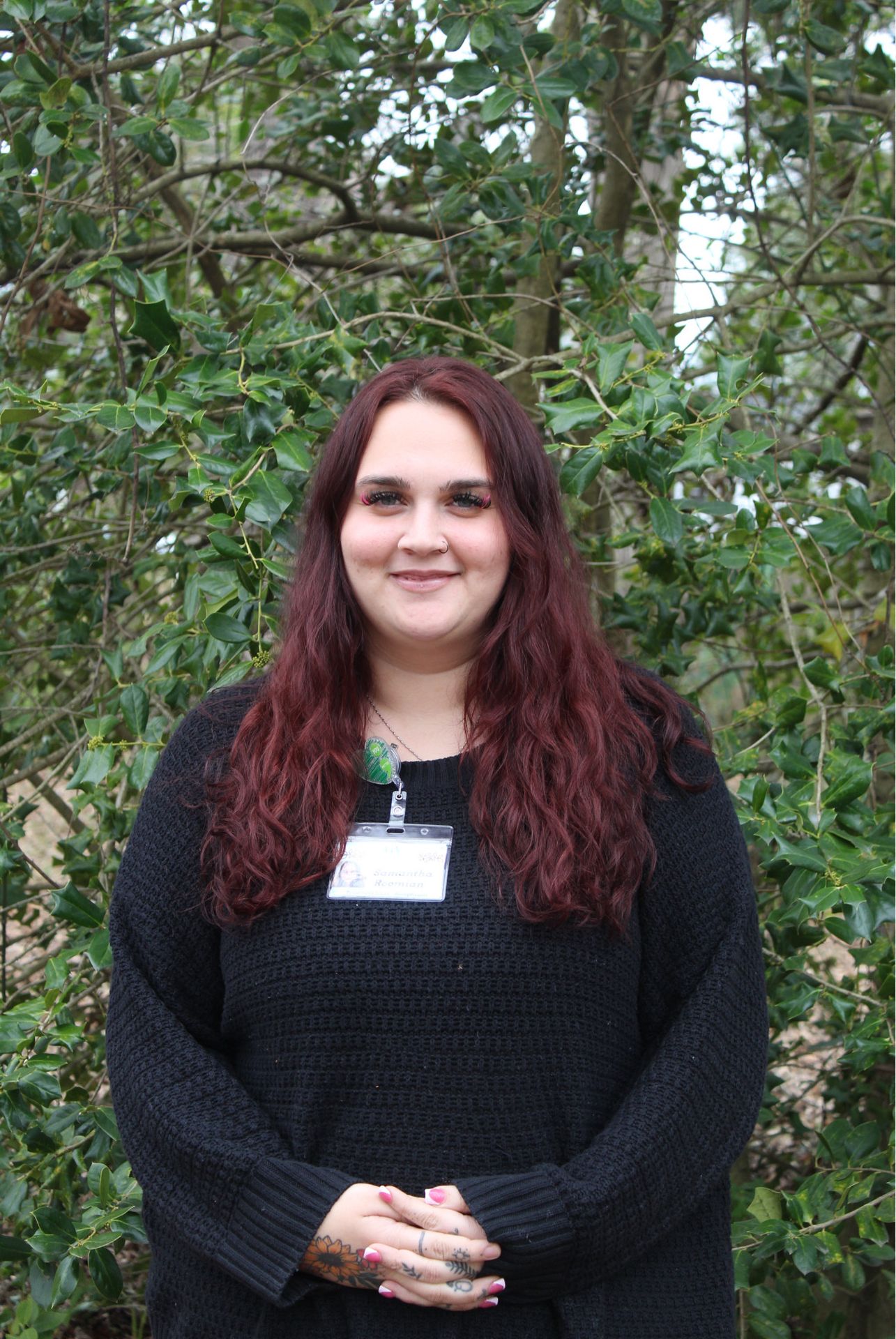 Samantha Roomian, Receptionist