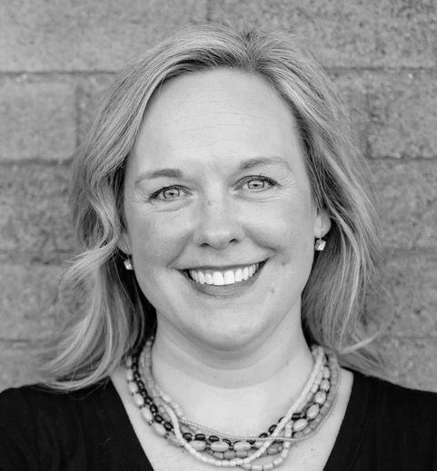 Minda Sanborn,<br>LMFT