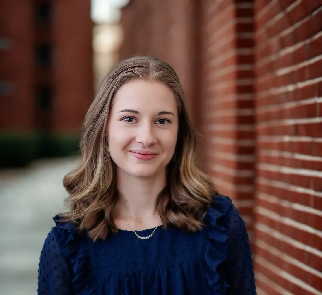 Hannah Kohlmetz, LCMHC-A, LPC-IT, LCASA, EMDR trained, Trauma-informed therapist at Silver Lining Counseling