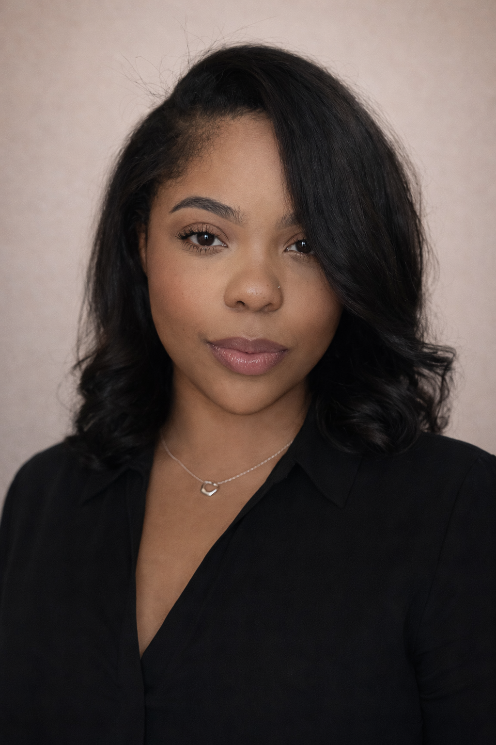 Elizabeth Bracy, Administrative Assistant