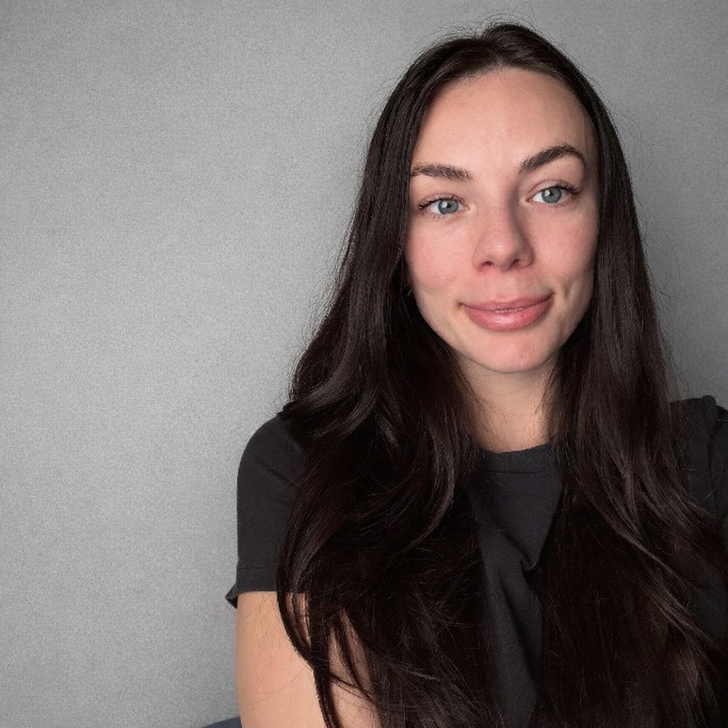 Caroline Thomas, LAC