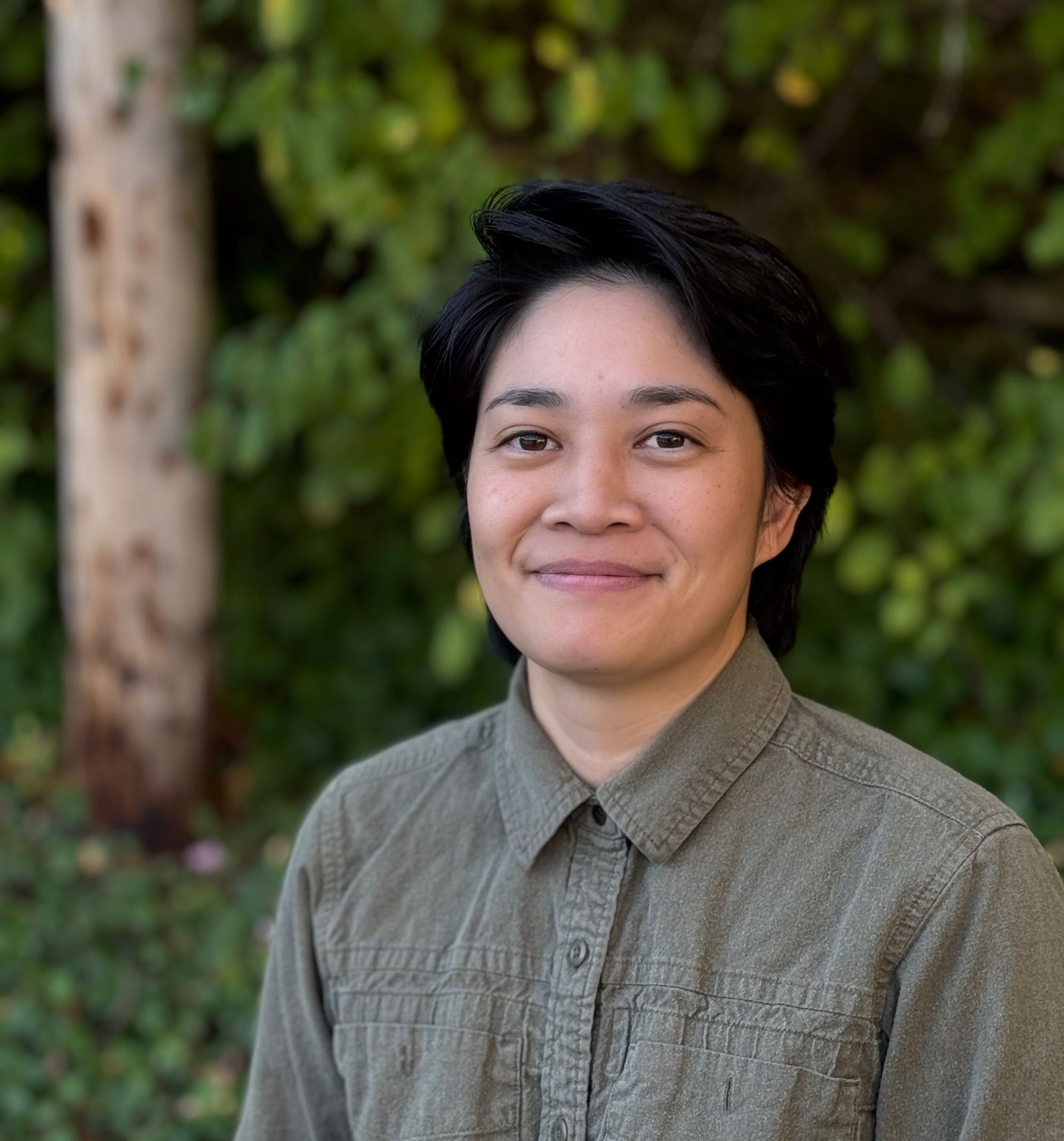 Lili Muongkhot, LPC, LMHC, NCC | (She/They)