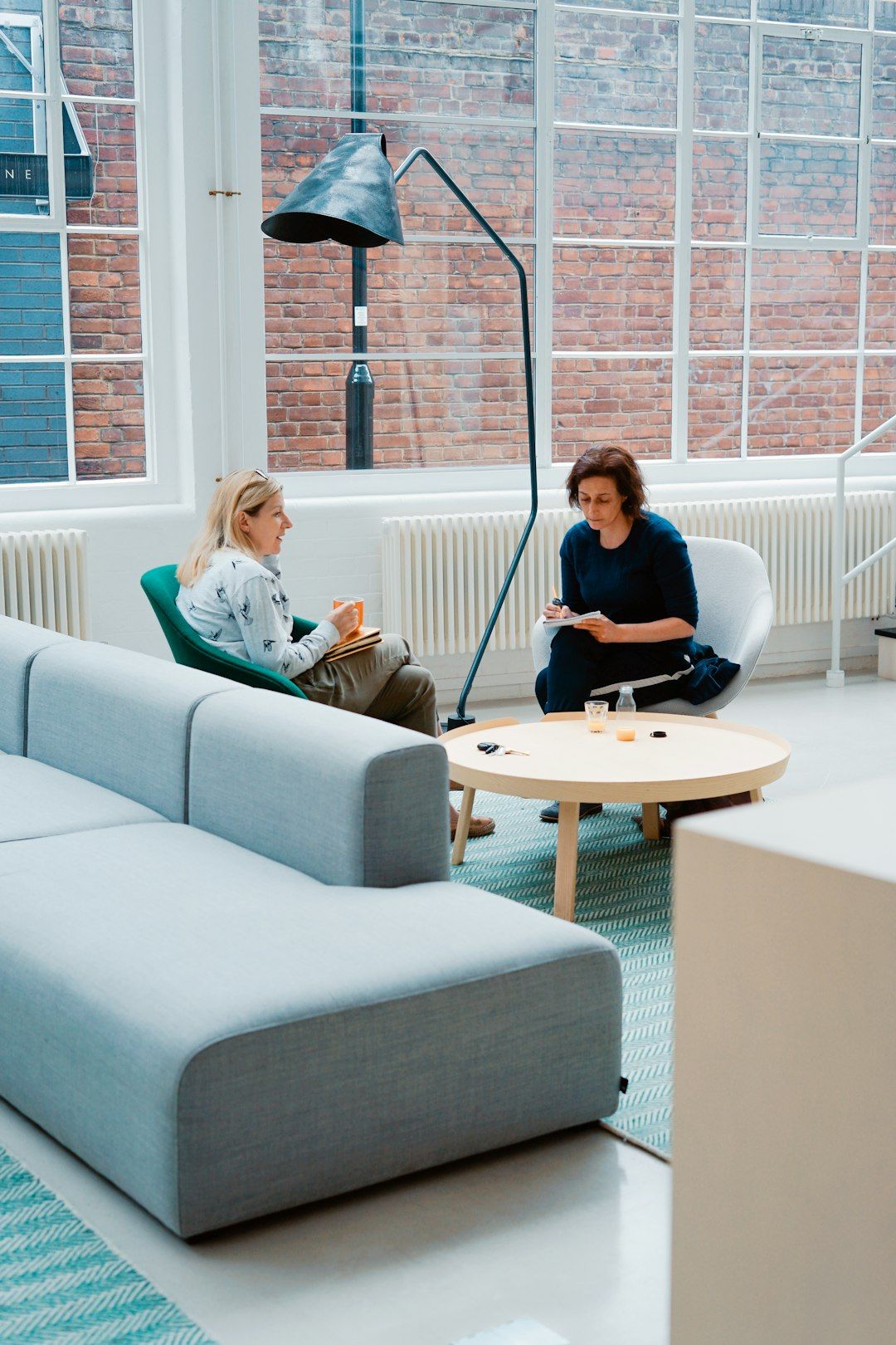 EMDR Therapy vs. Talk Therapy: What’s the Difference?