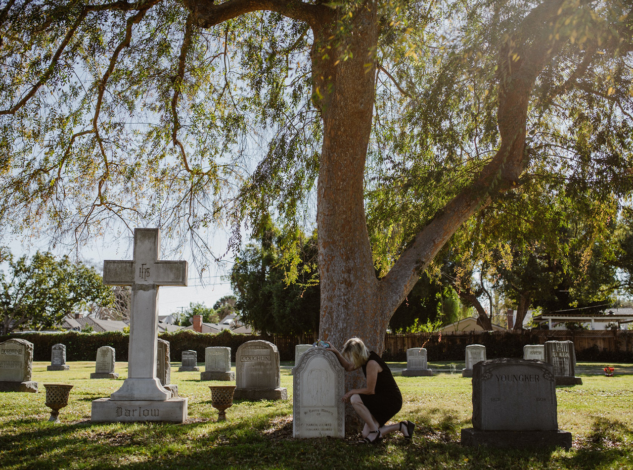 How to Help a Loved One After a Miscarriage