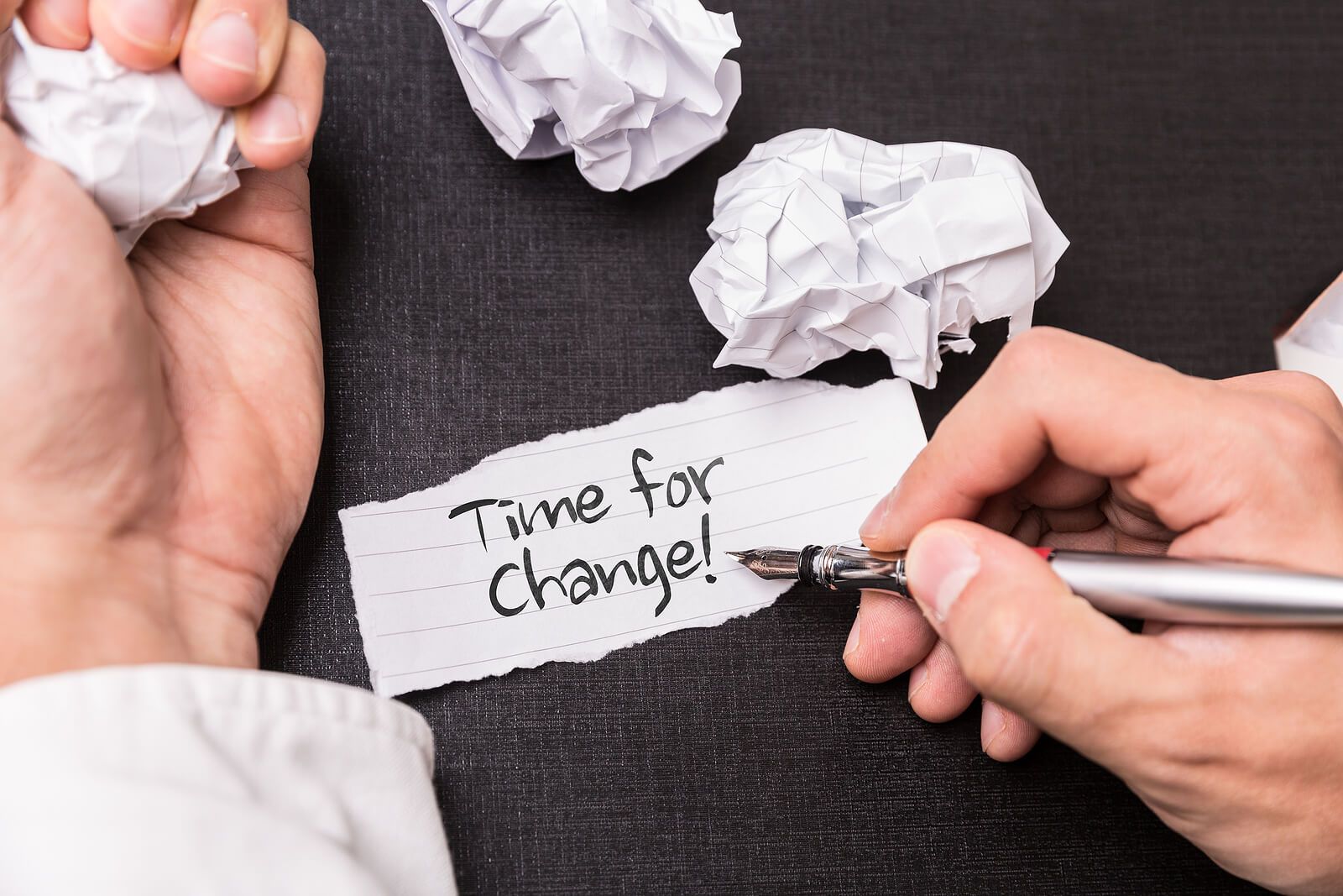 "Time for change" written on a piece of paper | grief counselor san francisco, ca | grief counseling san francisco | grief therapy in san francisco, ca | 94121  | 94607 | 94608