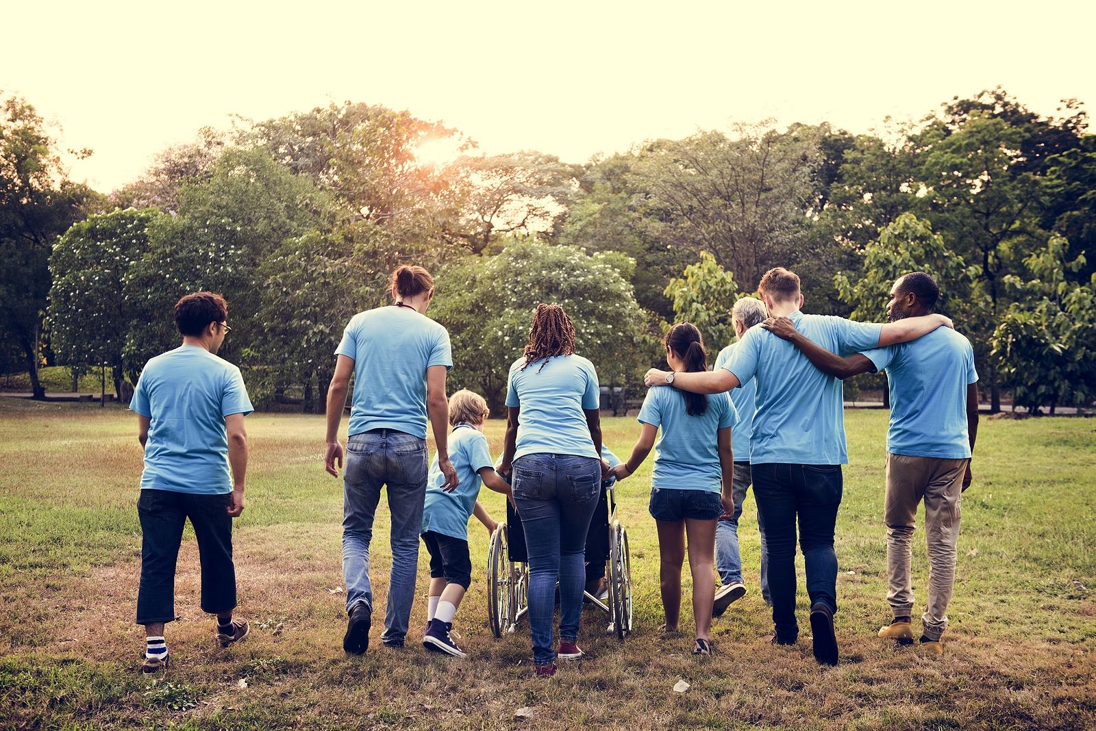 A group of volunteers walking away together | bereavement counseling in san francisco, ca | grief therapy san Francisco | grief counseling san francisco, ca | 94609 | 94061 | 94941