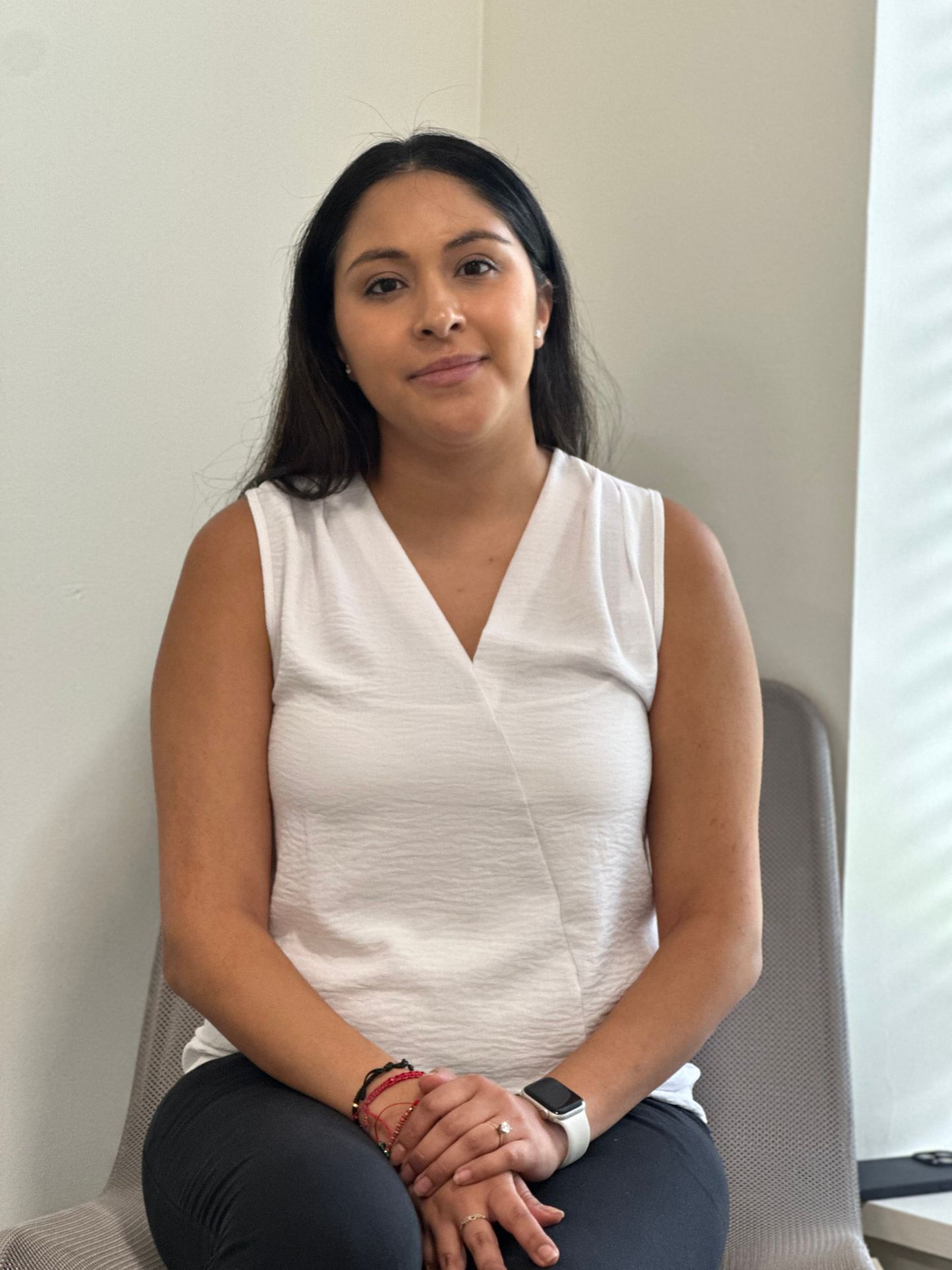  Sandra Lopez-Villicaña, LCSW RPT™ Director of Bilingual Services Registered Play Therapist™ TraumaPlay™ Certified Therapist EMDR Certified Therapist