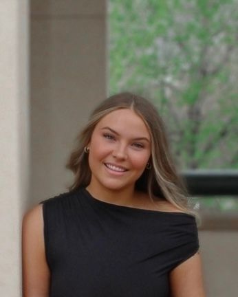 Olivia Rentfro, LSW Intern