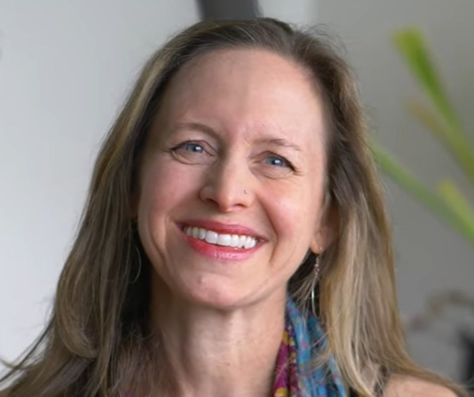 Lana Isaacson, LCSW, CAS | Couples & Individual Therapist | EFT Certified