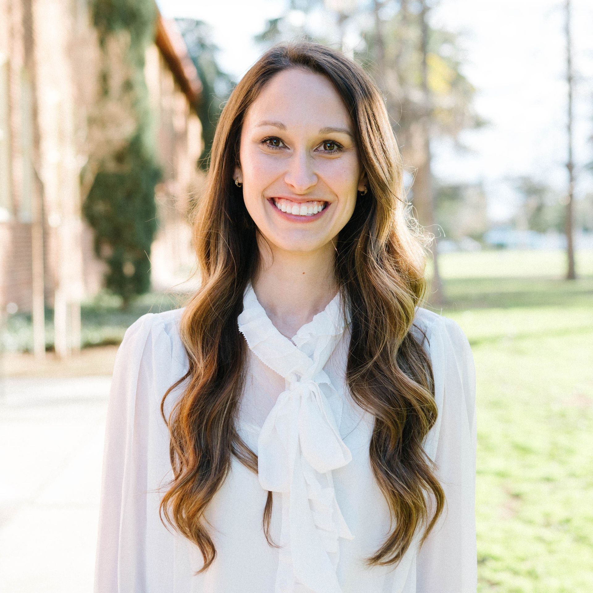 Julianna Lundy AMFT #133994