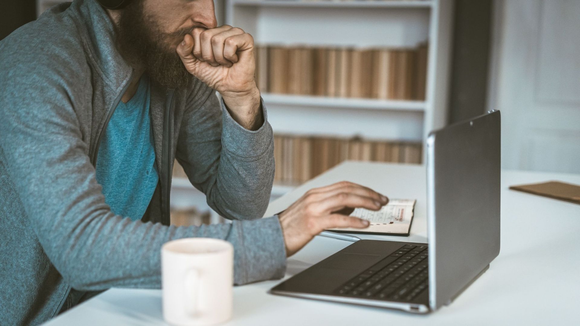 What Is a CSAT? How a Certified Sex Addiction Therapist Is Different From a Regular Therapist