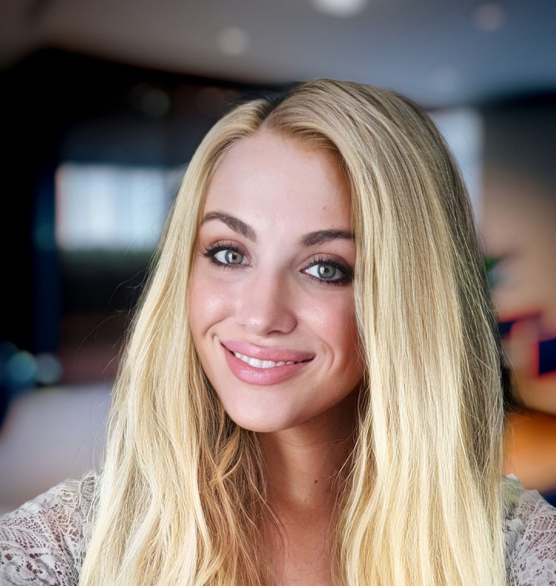 Alixx Arons (MBA; CBRS/CM)