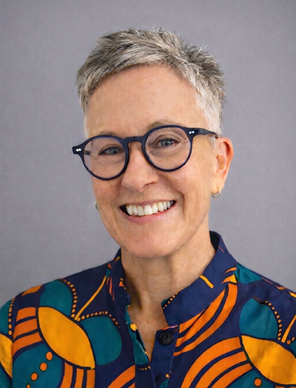 Laura Willa Kanter, LMSW (she/they)