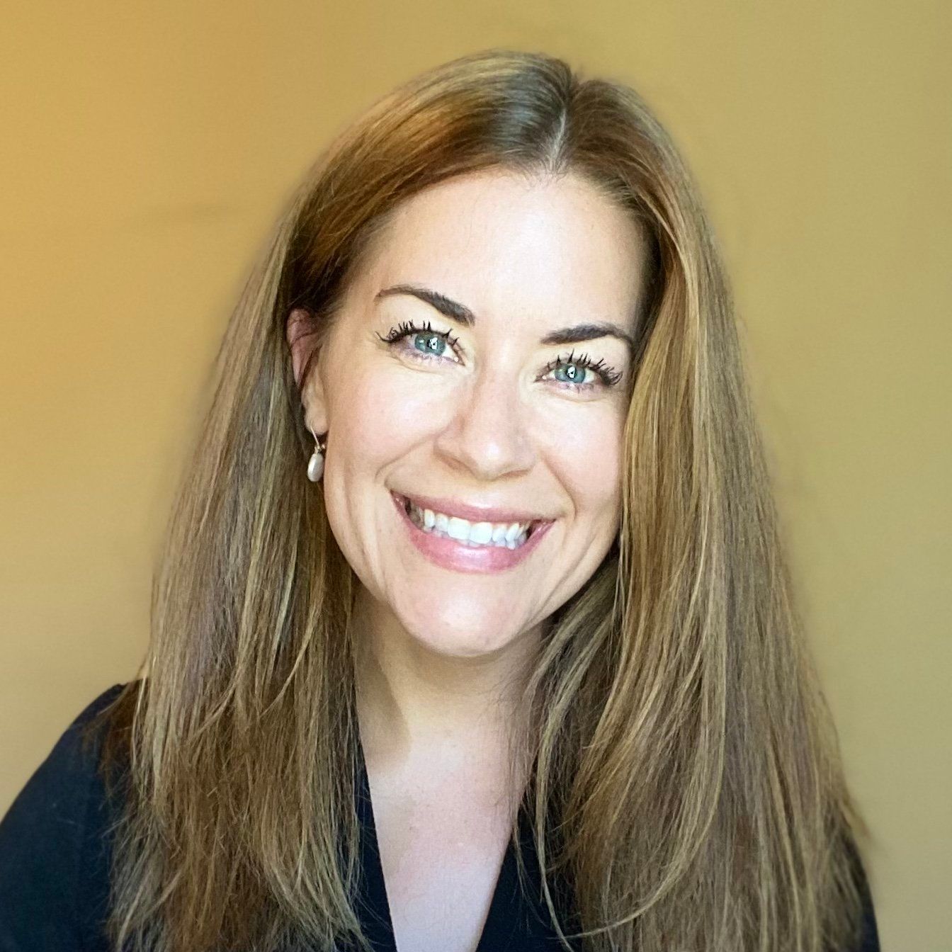 Dr. Bethy Campbell 
