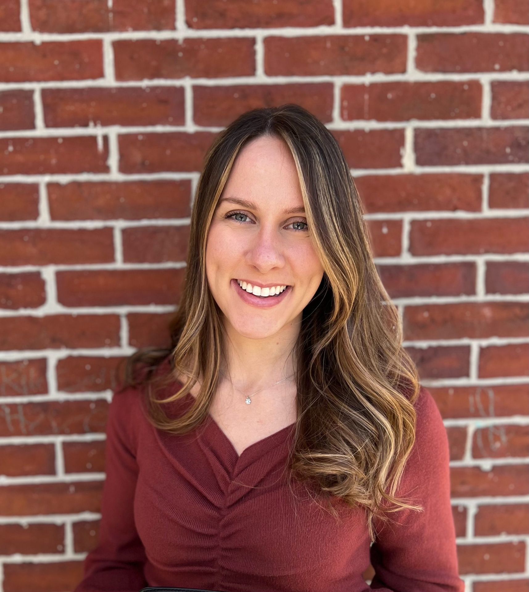 Kristin Peterolff, LCSW Lead Therapist, Child/Teen DBT Programs & Intensives