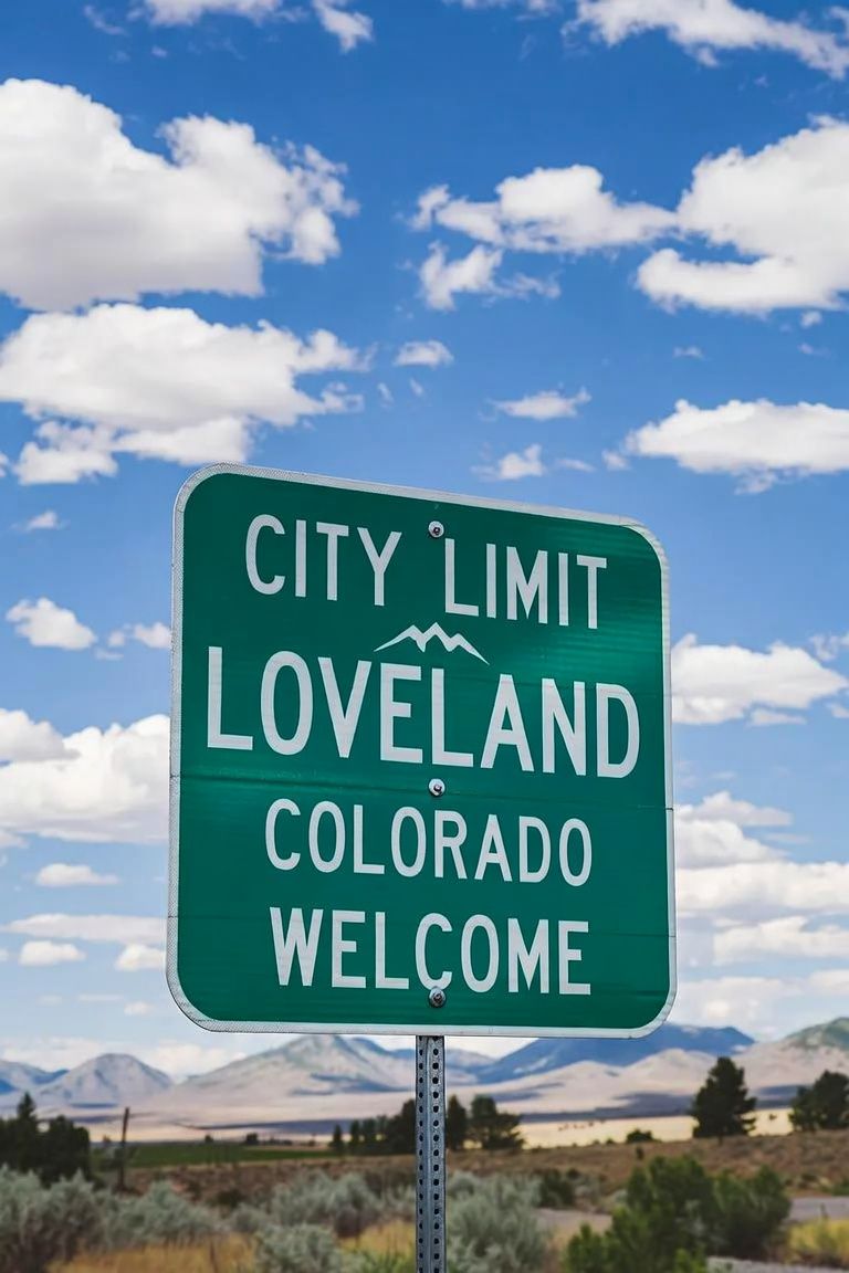 alt="Online therapist serving Loveland, Colorado"