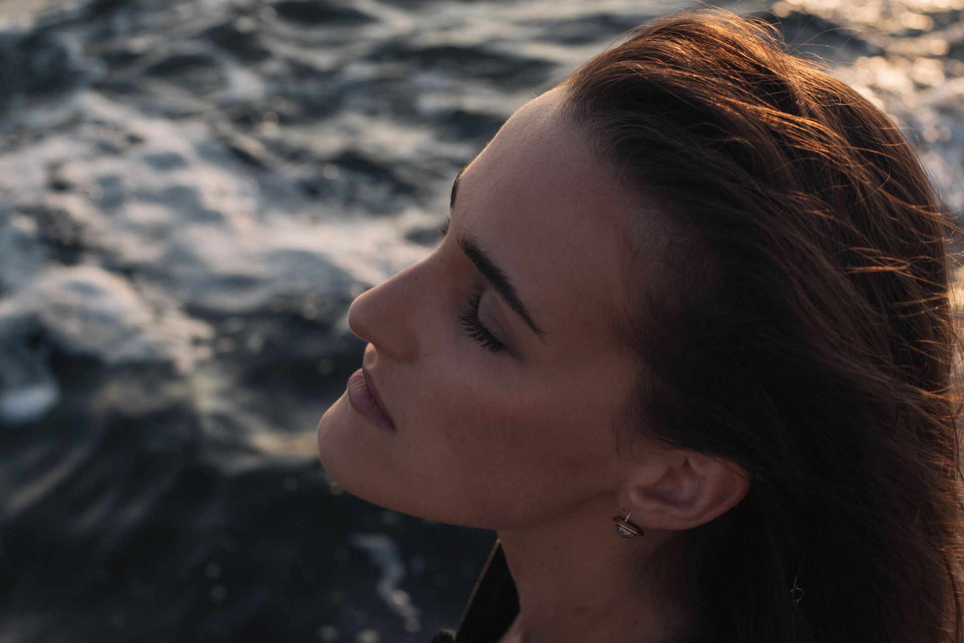 EMDR Therapy for Anxiety: Can It Help Calm Racing Thoughts?