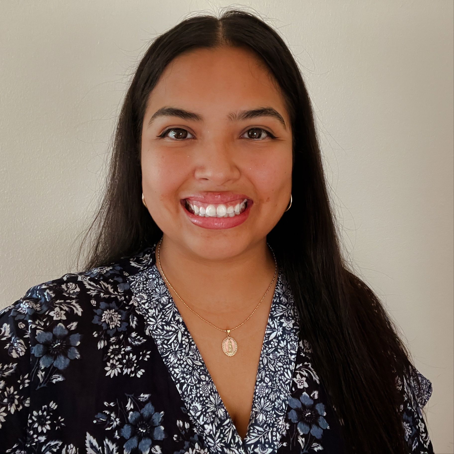 Kimberly Flores, Student Intern Therapist