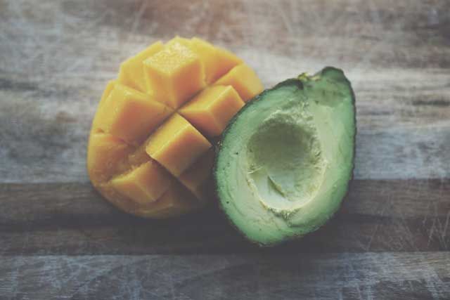 4 Tips for Raising Healthy Eaters