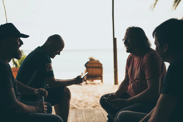 5 Tips for Making Friends in Midlife